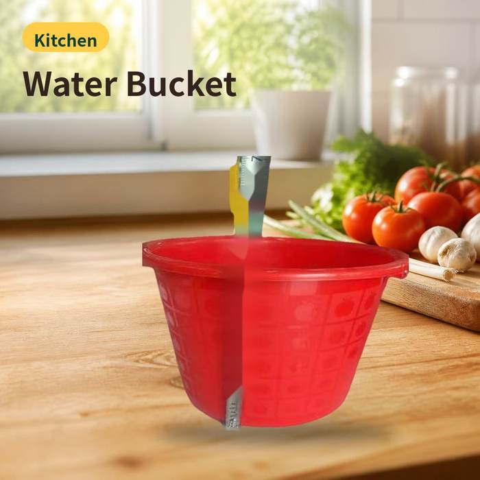 Water Bucket – photo 1