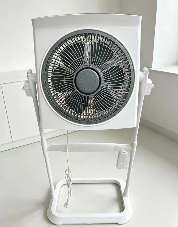 Height-Adjustable Box Fan with Rotating Louvre (Inverter) KYT-30C18Y – photo 1