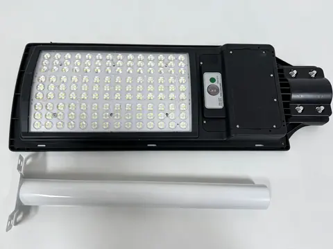Solar Motion-Sensor Street Light M-504 (Lens)