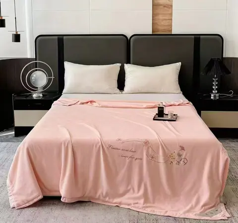 Embroidered Brushed Silk Quilt