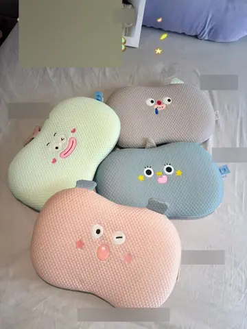 Bubble-Texture Cushion Pillow