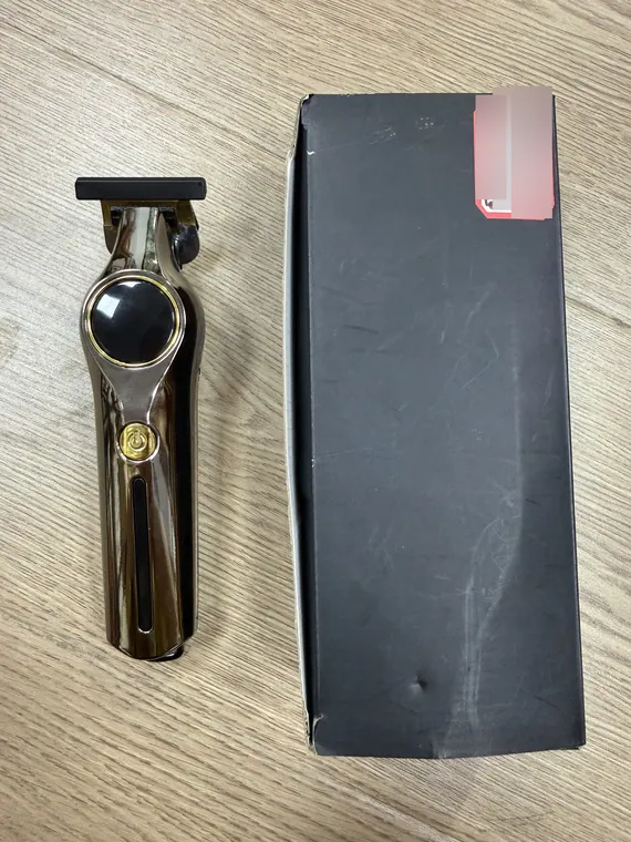 Hair Clipper with Digital Display – photo 1